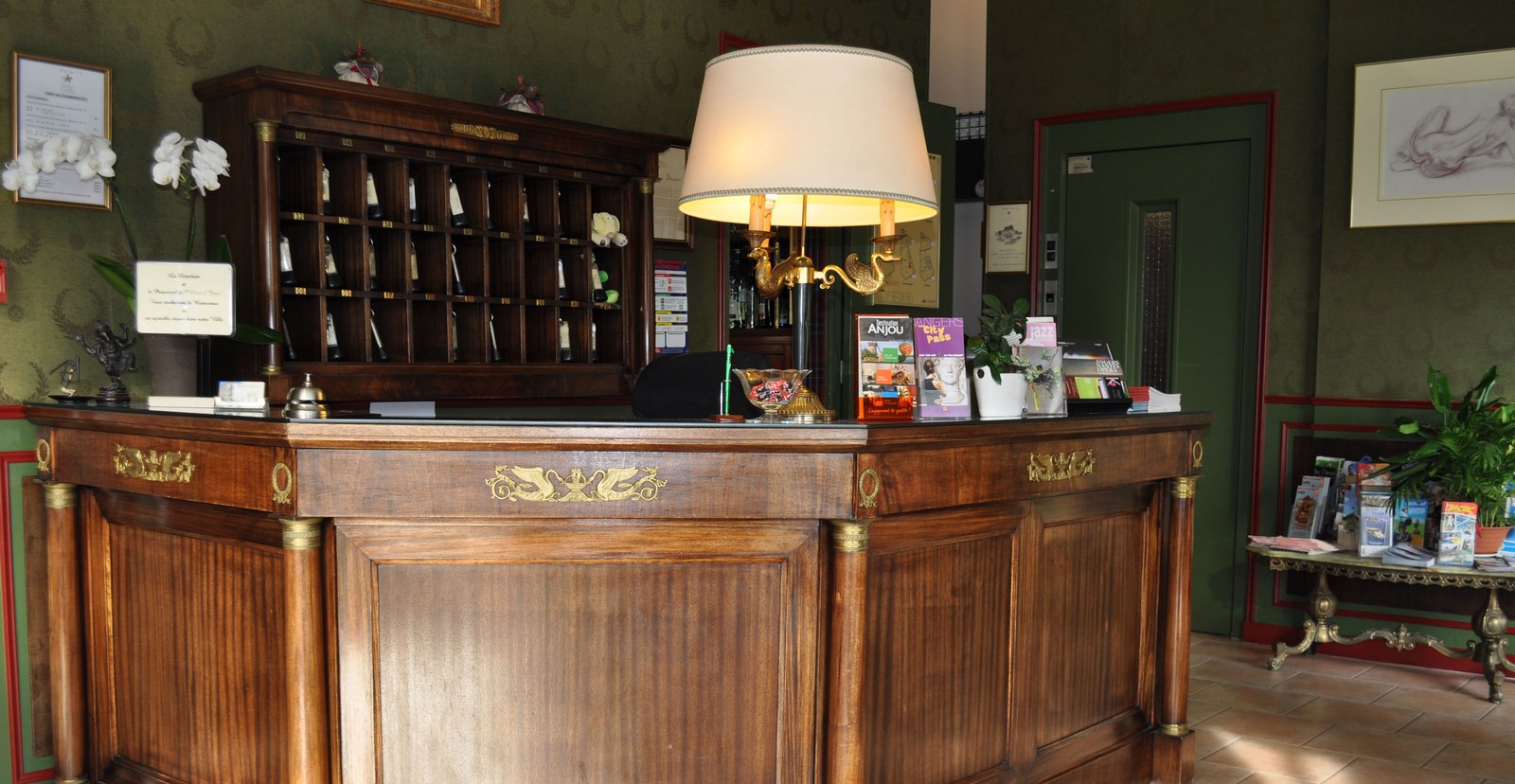 ^912712370C46B7E51A2BD5318150301F4E0EF576FD3DE241CC^pimgpsh_fullsize_distr